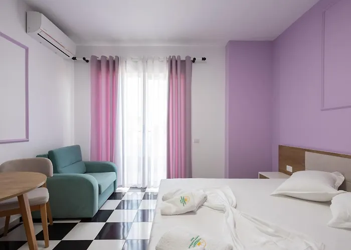 Hotel Compas Boutique Golem (Tirana)