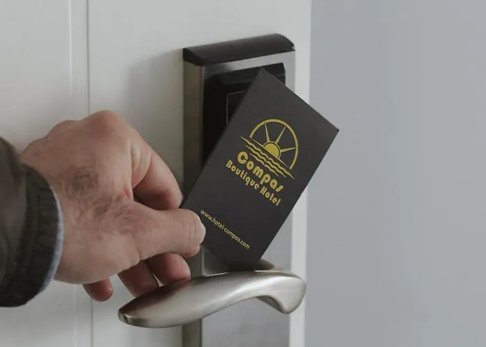 מלון Compas Boutique