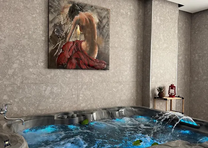 Hotel Compas Boutique 4*