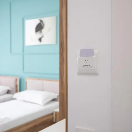 Hotell Compas Boutique Golem (Tirana)