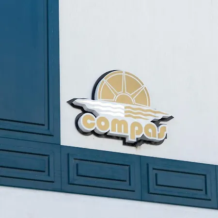 호텔 Compas Boutique 골렘