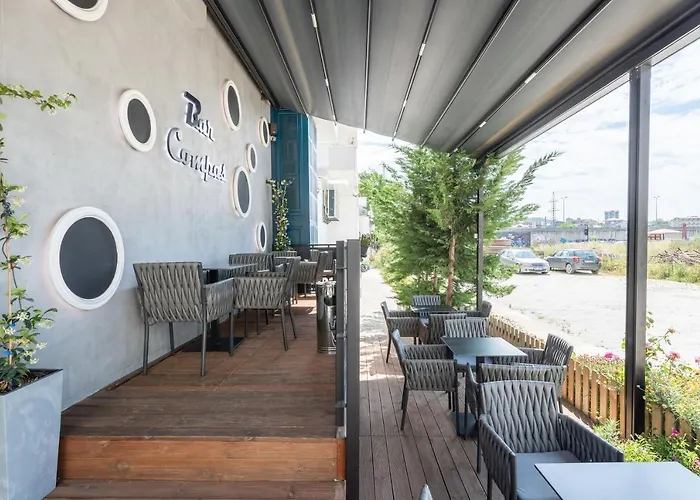 Hotel Compas Boutique 4*