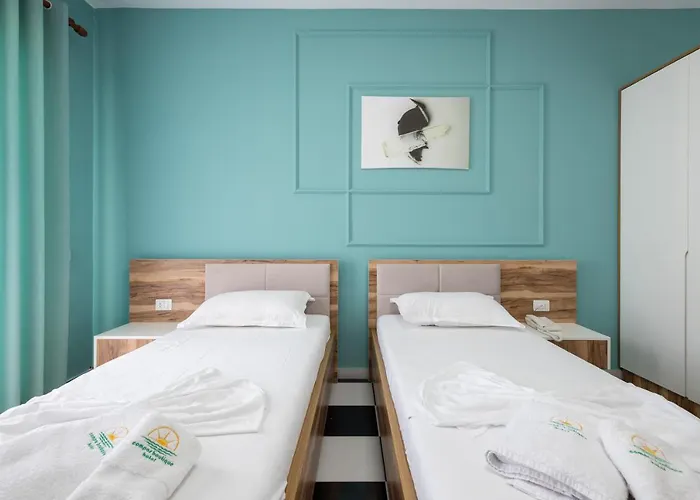 Hotel Compas Boutique Golem (Tirana)