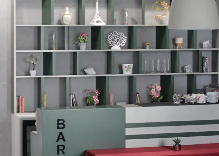 Compas Boutique Hotel Golem (Tirana)