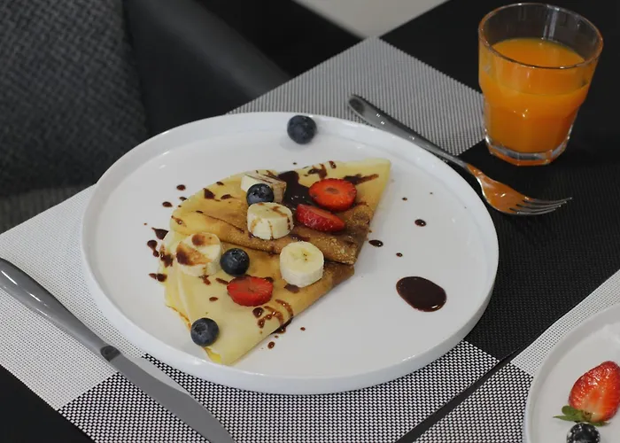 Compas Boutique 4* Golem (Tirana)